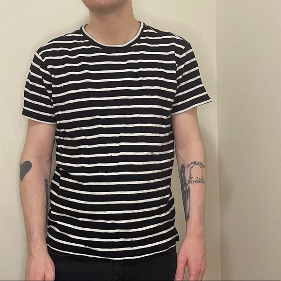 MENS SIZE MEDIUM  H&M STRIPED SHIRT - Picture 1 of 4